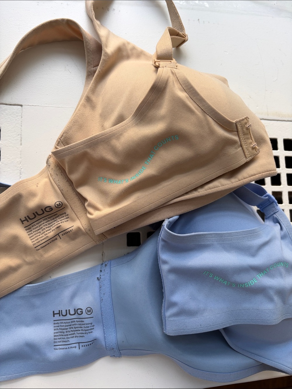 {{HUUG}} 2 Daily Embrace Adjustable Bras - Picture 3 of 5
